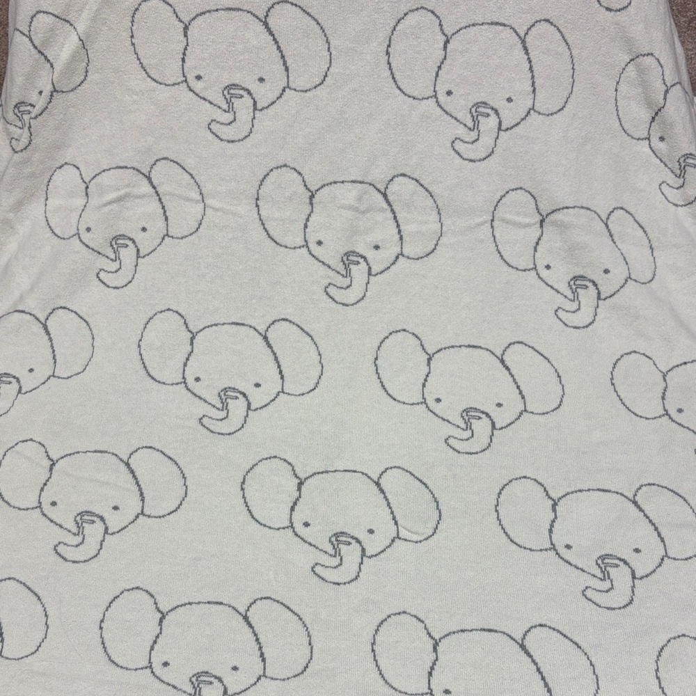 AJS living kids room knit grey reversible elephant receiving blanket